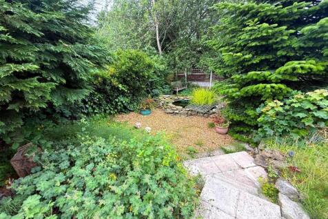 Rear Garden.2.jpeg