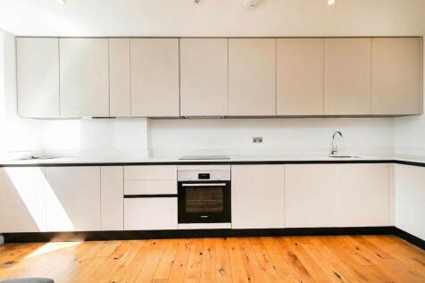 We are delighted to offer this newly build three bedroom, three bathroom apartment located in Cricklewood area.