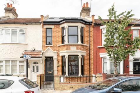 Blenheim Road, E17