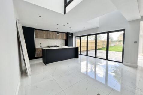 Open plan kitchen breakfast diner