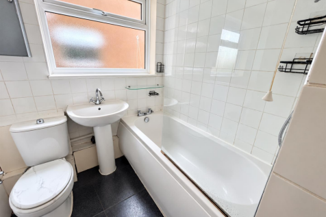 Bathroom 1.png