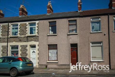 4 Bedroom House in CF24 4BN