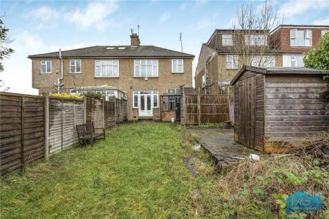 3 bed, 1 bath Semi-Detached in bristol - Photo 39