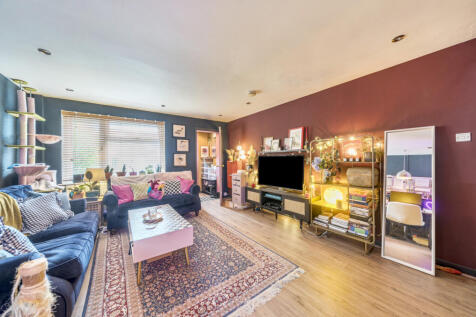 1364371-13-68e7a5...