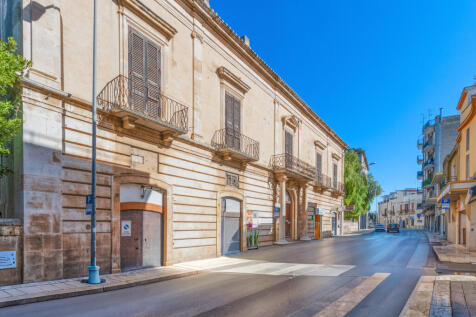 2_palazzo_casamassima_raro_realty