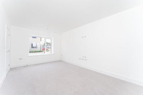 4 - sitting room.jpg