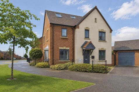 Lionheart Ave Leamington Spa-24_edited.jpg