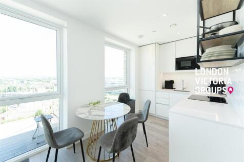Allium House | 12th Floor | 2B2B | Wembley Park | 24-Hour Concierge | Residents' Lounge | Excellent Transport Links Situated on the 12th floor of the contemporary Allium House development, this beauti