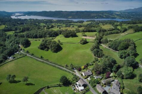 41 drone windermere.jpeg