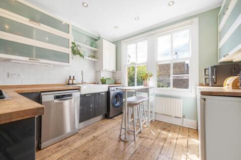 Kitchen.JPG