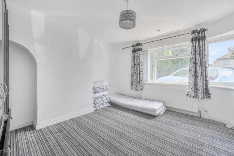 1336403-1-6895fbc...