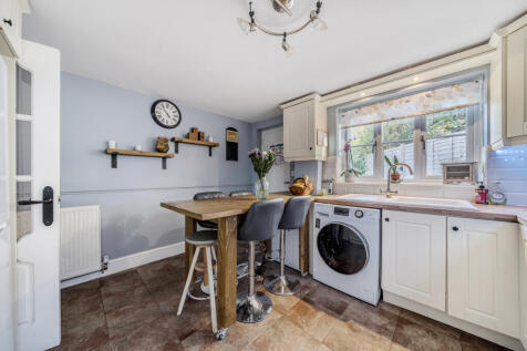 1362438668e690f747707