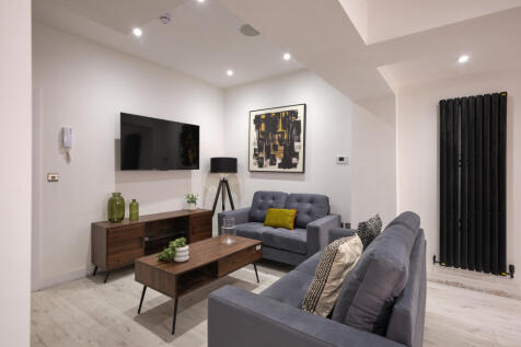 2 Bedroom Flat in SA1 5TN