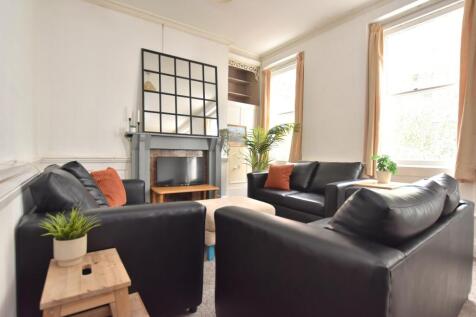 6 Bedroom Terraced in BS1 2HR