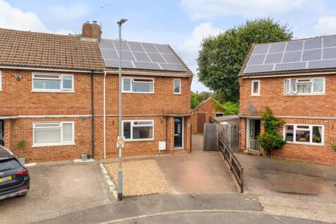 7 Regent Close, Burton-19.jpg