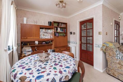 43 Manor Forstal-HR10 (1).jpg