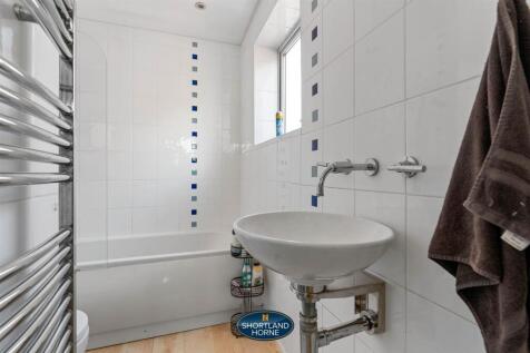 45 Arnold Ave (14 of 33).jpg