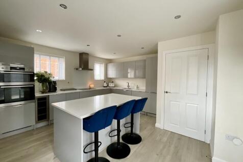 open plan living/kit