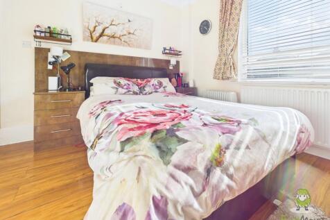 CAM01543G0-PR0159-STILL050