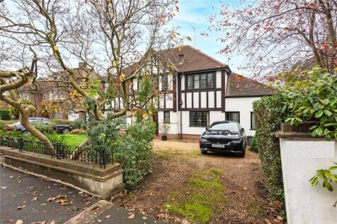 Carriage Driveway