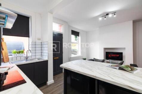 quarry-street-ls6-2ju-1060718