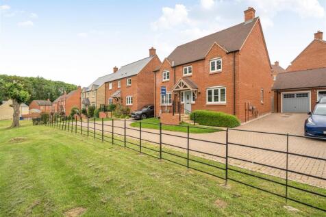 12 Plantation Lane, Towcester (16).jpg