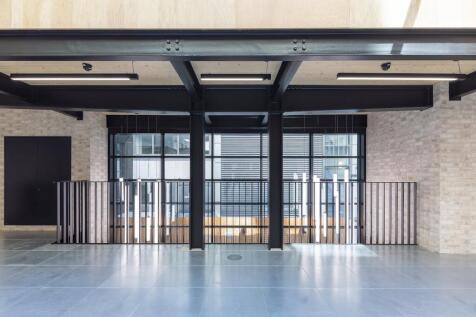 Christopher Yard__Double Height Entrance.jpg