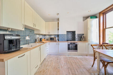 1349653-25-68bed3...