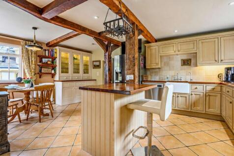Kitchen/Breakfast