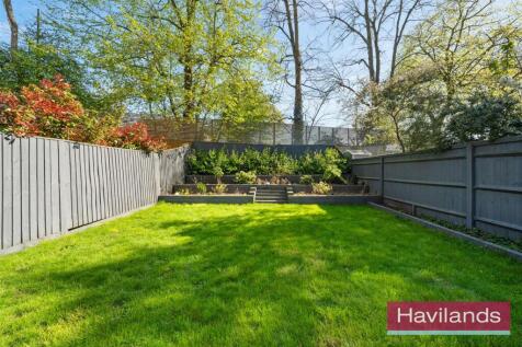 Wellston Crescent-5.jpg