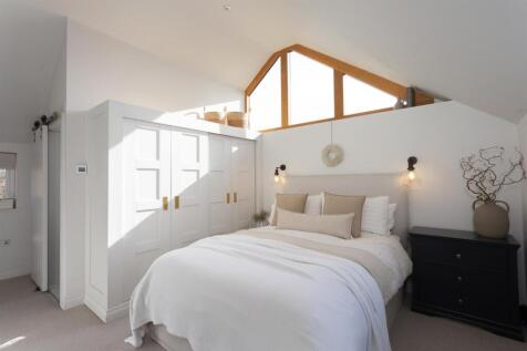 Principal Bedroom Suite