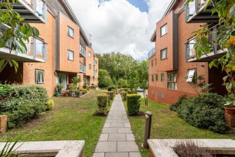 43 Orchard House-15.jpg