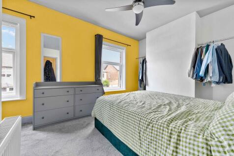 89 Clare Ave, Che...