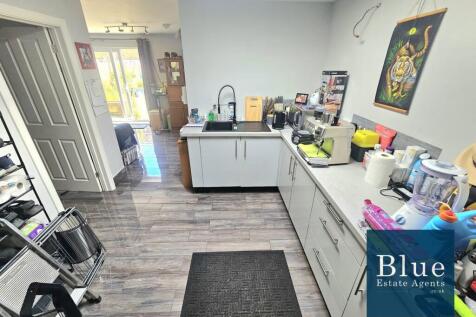 Outbuilding - Utility Area 