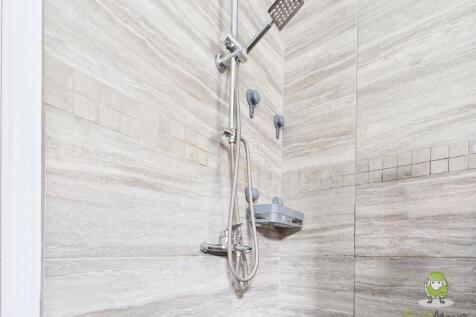 CAM01543G0-PR0159-STILL027