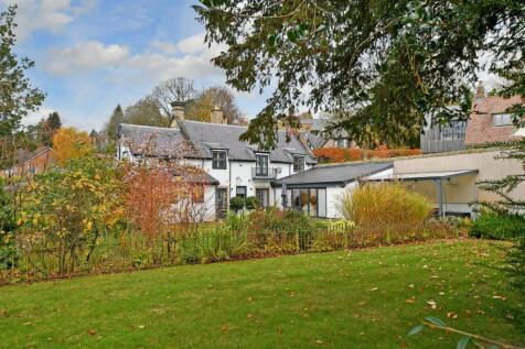5 bed, 3 bath Detached in Sheffield - Photo 23