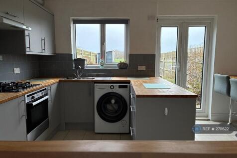Looking Into Kitchen From Dinning Area