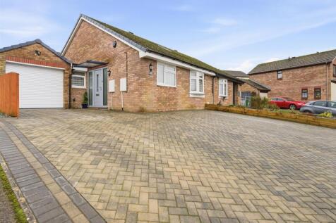 65 Chester Close-2.jpg