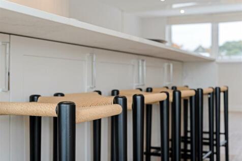 304 Sandbanks Road 327170 - (9).jpg