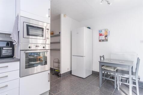 Kitchen/Breakfats Room