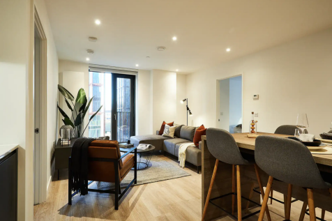 vita-living-cirlce-square-apartment6.jpg