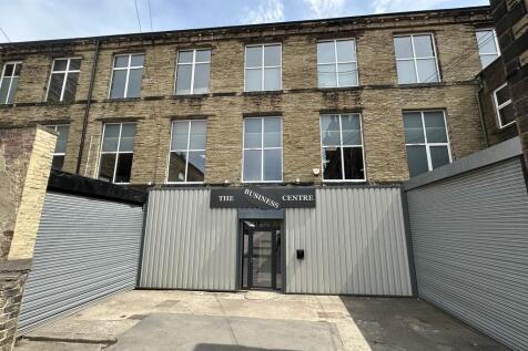 Office to rent in cleckheaton