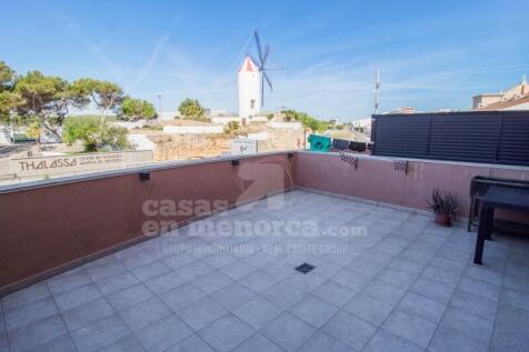 First floor with terrace in Es Castell