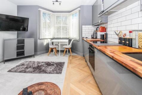 Kitchen Living Room 4.jpg
