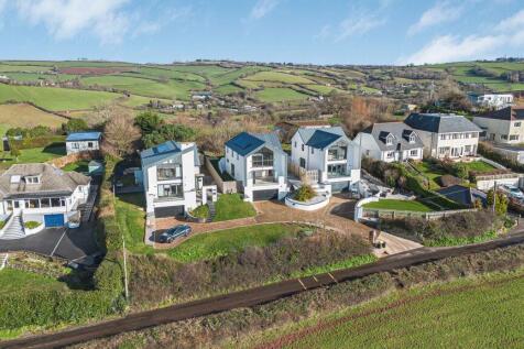 One of only three, centre house remaing