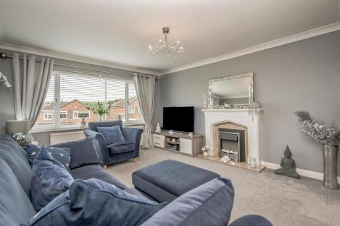 Living Room:
