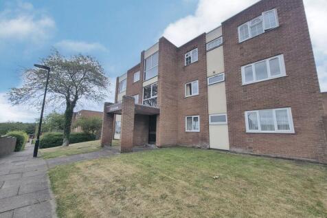 GENEROUSLY SIZED GROUND FLOOR APARTMENT WITH ONE DOUBLE BEDROOM WITH STORAGE, SPACIOUS LOUNGE DINER, FITTED KITCHEN WITH NEW COOKER, BATHROOM WITH SHOWER OVER BATH AND UNALLOCATED RESIDENTS PARKING, s