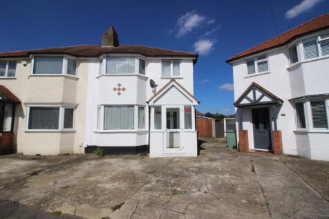 Connor Prince are pleased to offer this well presented three/four bedroom semi-detached family home with an extended fitted kitchen/breakfast room with appliances, upstairs white bathroom suite and 50