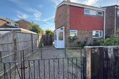 24 Bardsley Drive front 2.jpg