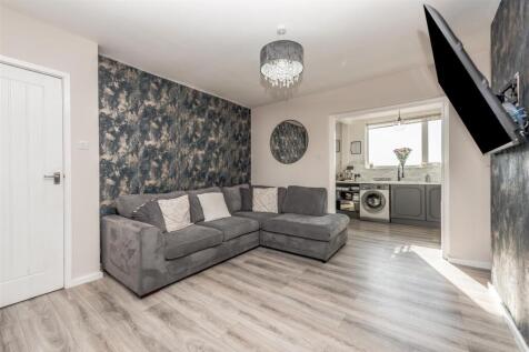 Living Room:
